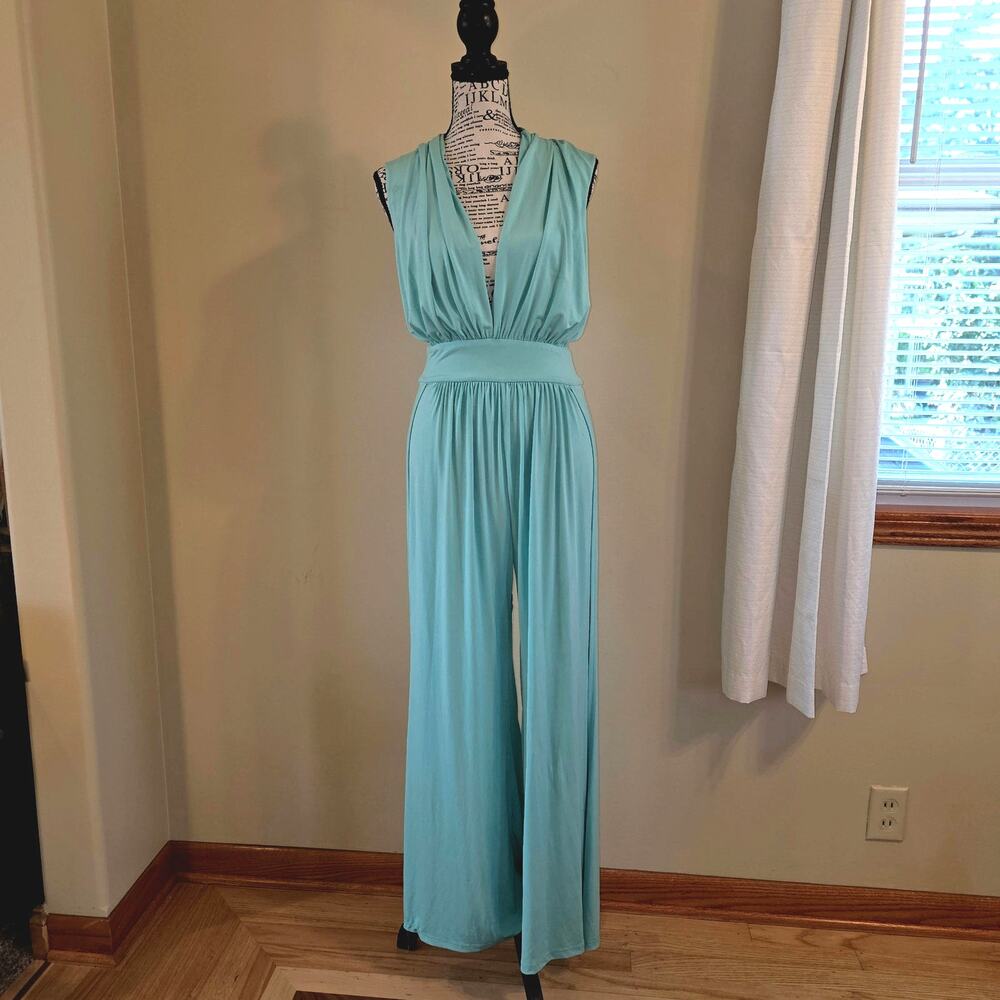NWT Sam Julian Love Culture Sz: Medium Jumpsuit Slimming Sexy Cocktails